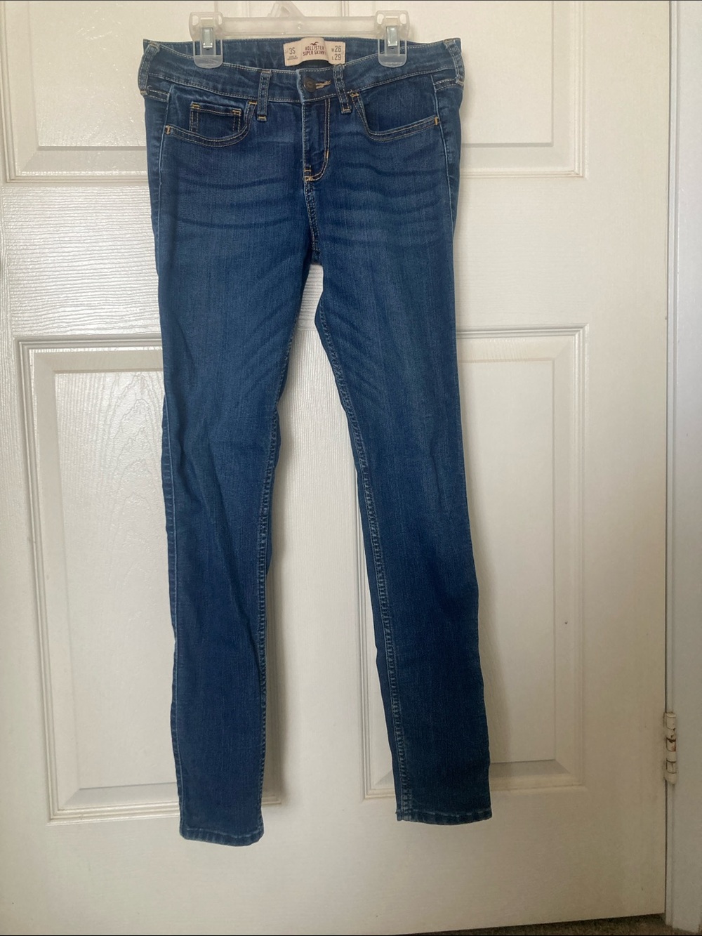Hollister Skinny Jeans in Classic Blue Wash